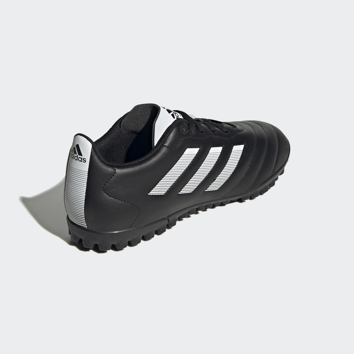 Adidas Zapatilla de fútbol Goletto VIII moqueta. 6