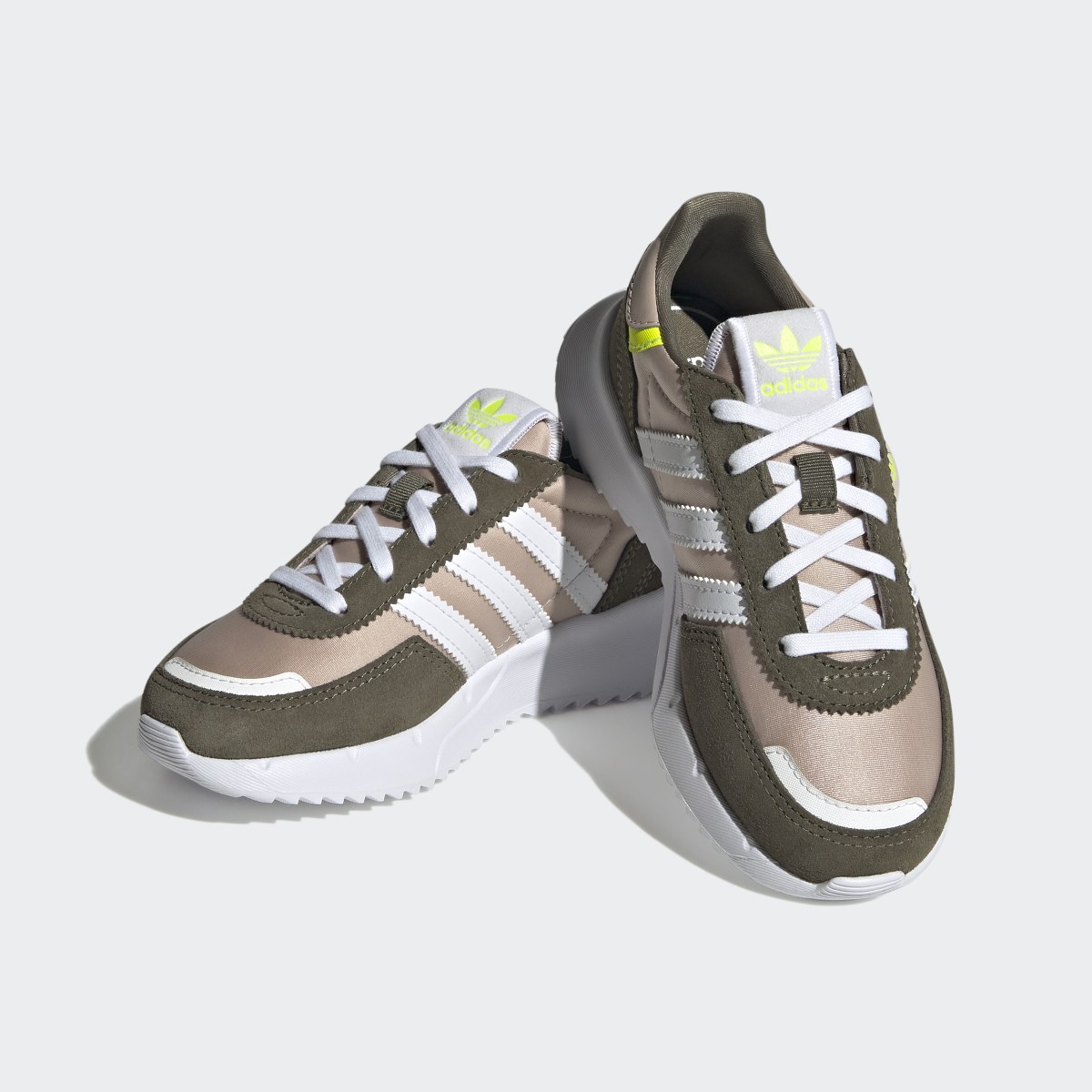 Adidas Chaussure Retropy F2. 6