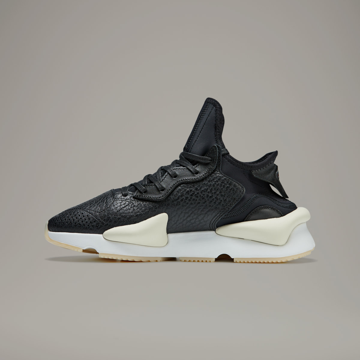 Adidas Y-3 Kaiwa. 8