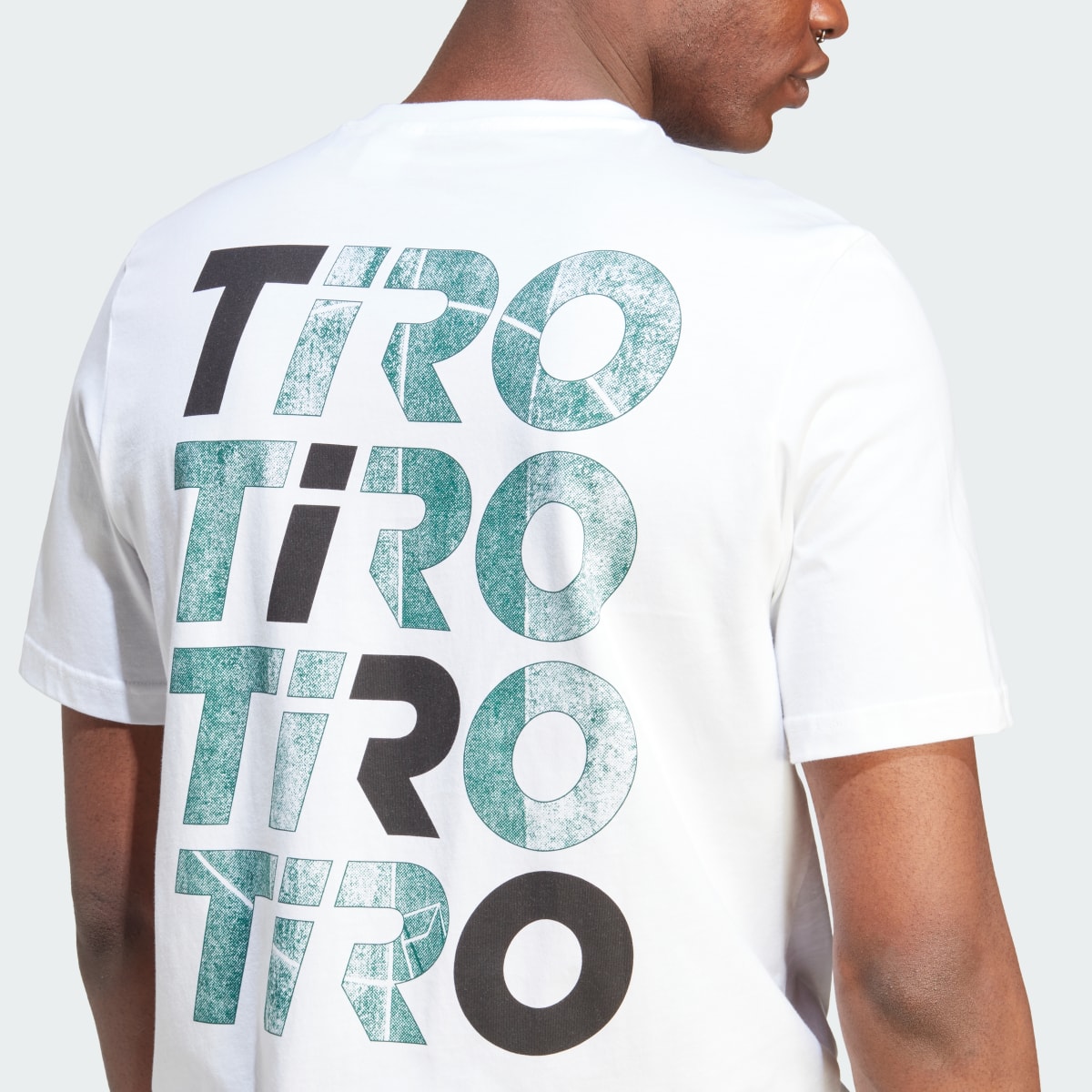 Adidas T-shirt lettrage graphique Tiro. 7