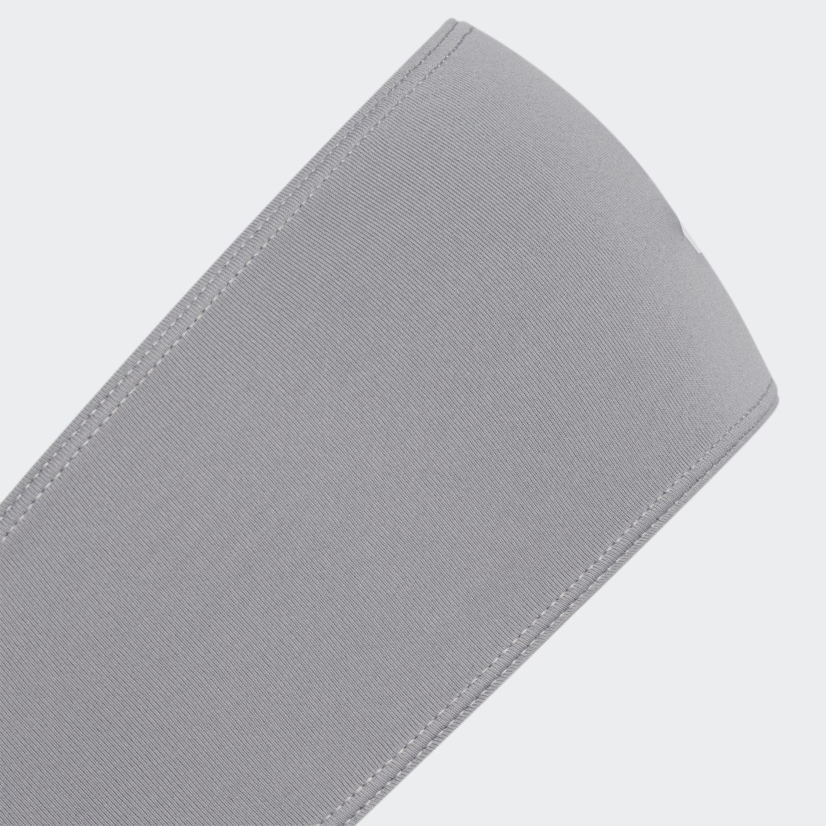 Adidas Alphaskin Wide Headband. 4