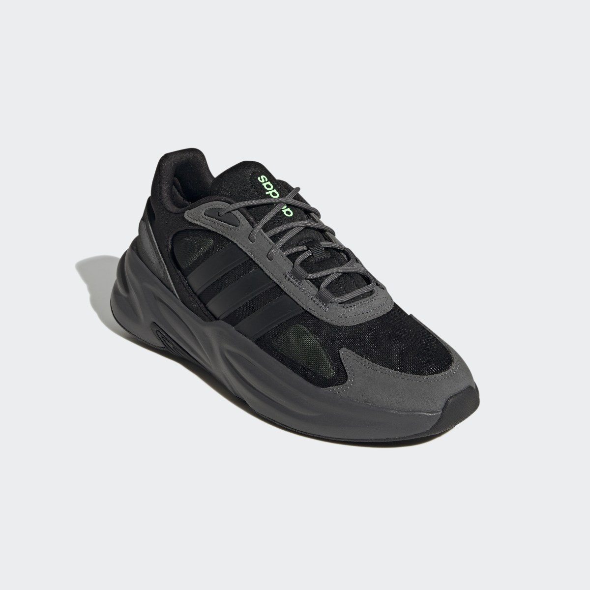 Adidas Ozelle Cloudfoam Schuh. 5