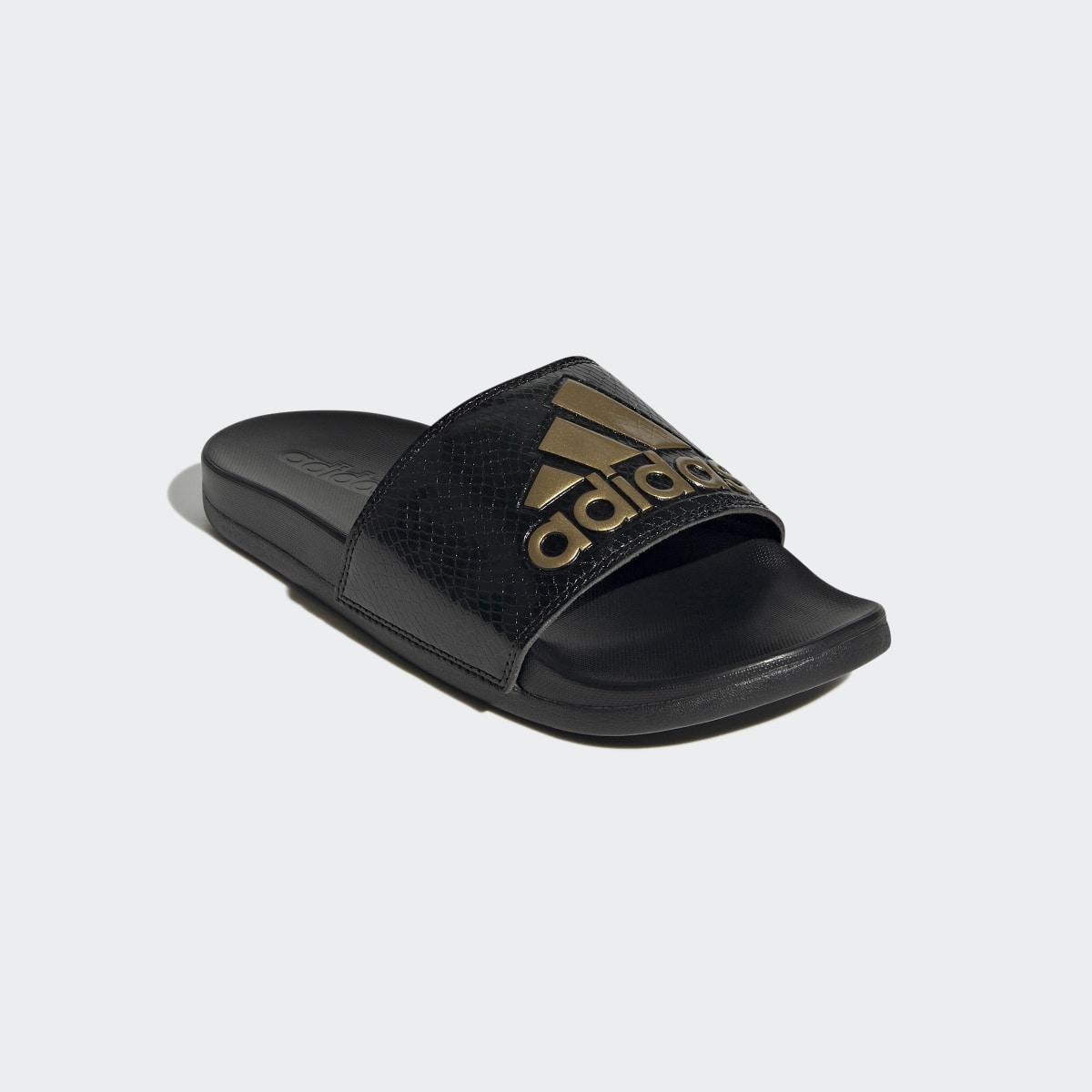 Adidas Chancla Adilette Comfort. 5