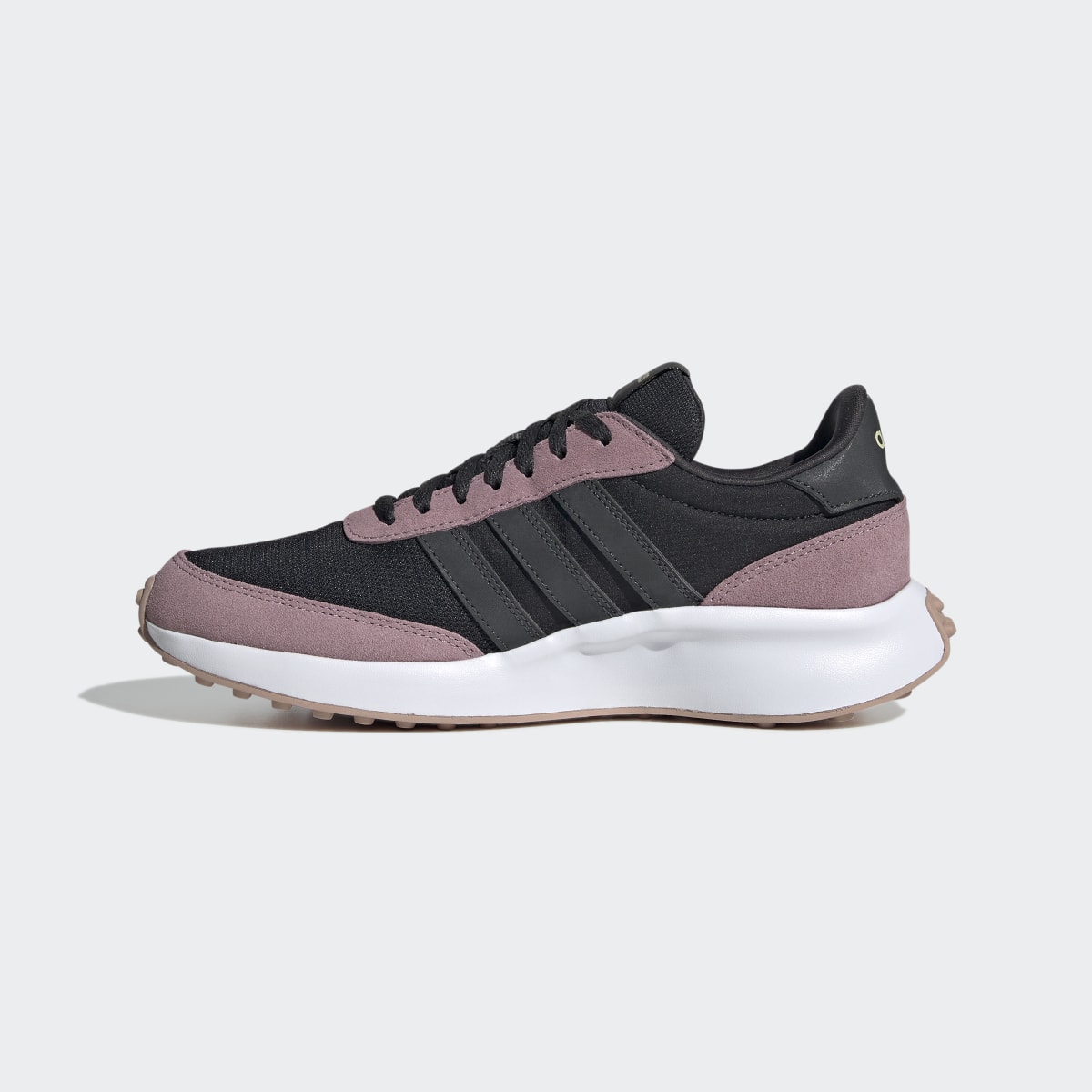 Adidas Zapatilla Run 70s. 7