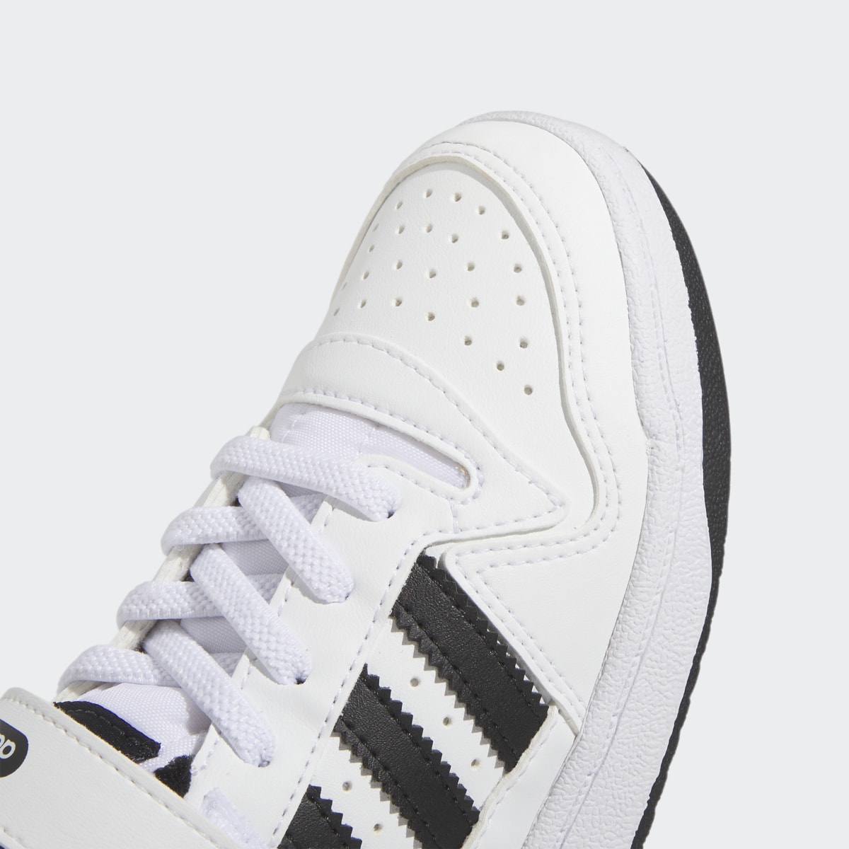 Adidas Forum Low Shoes. 9