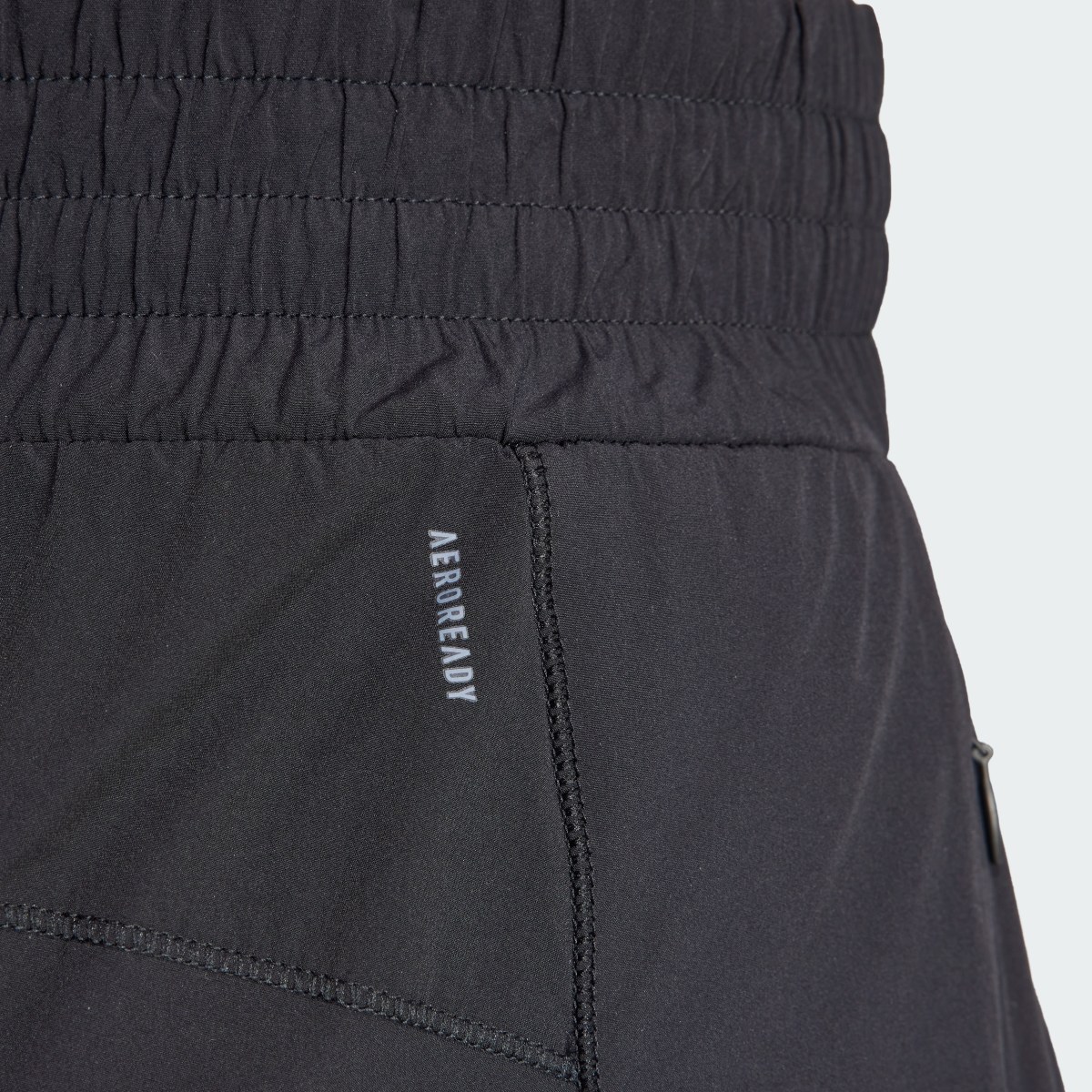 Adidas Shorts Lux Pacer Tejidos Elásticos con Bolsillo de Cierre. 6