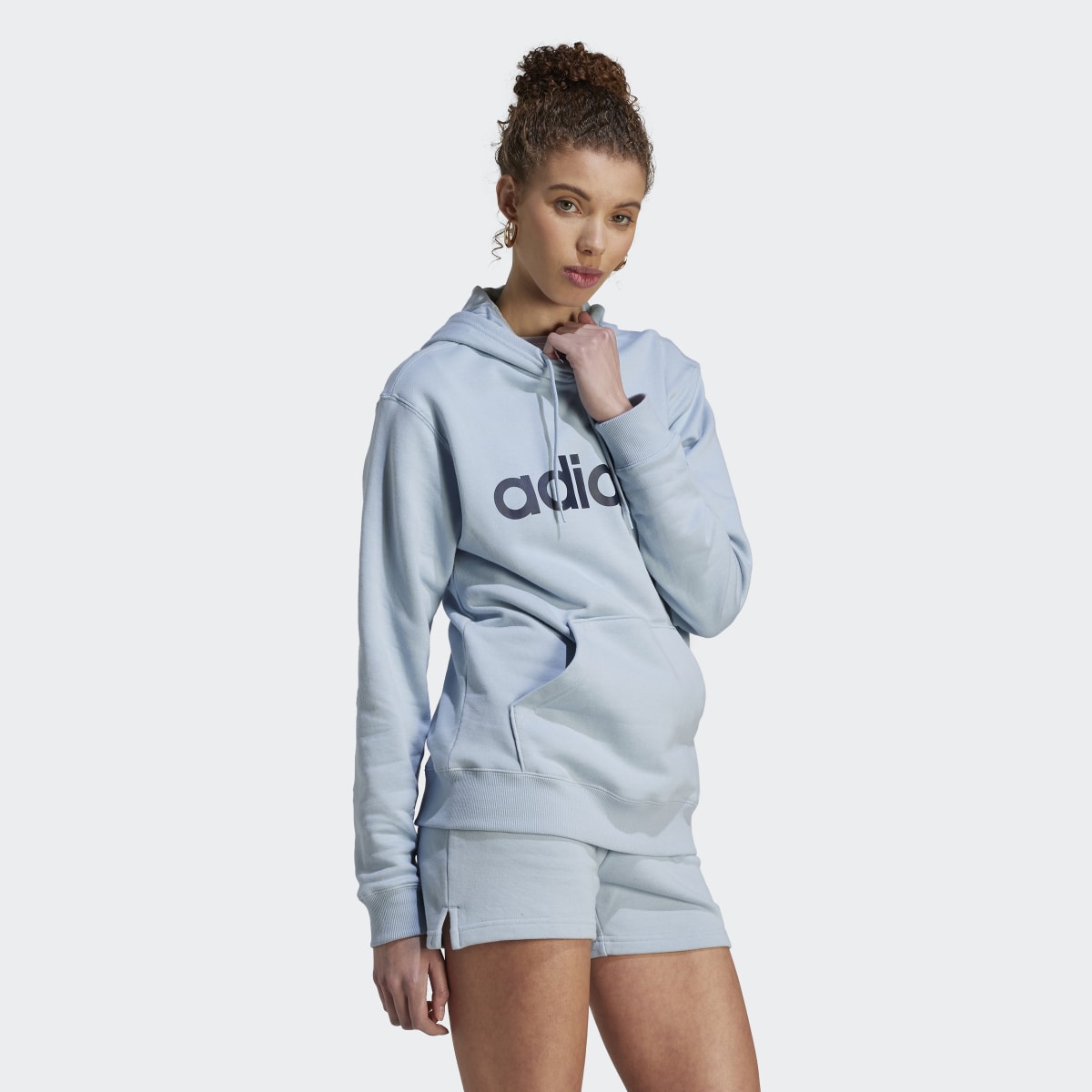 Adidas Essentials Linear Hoodie. 4