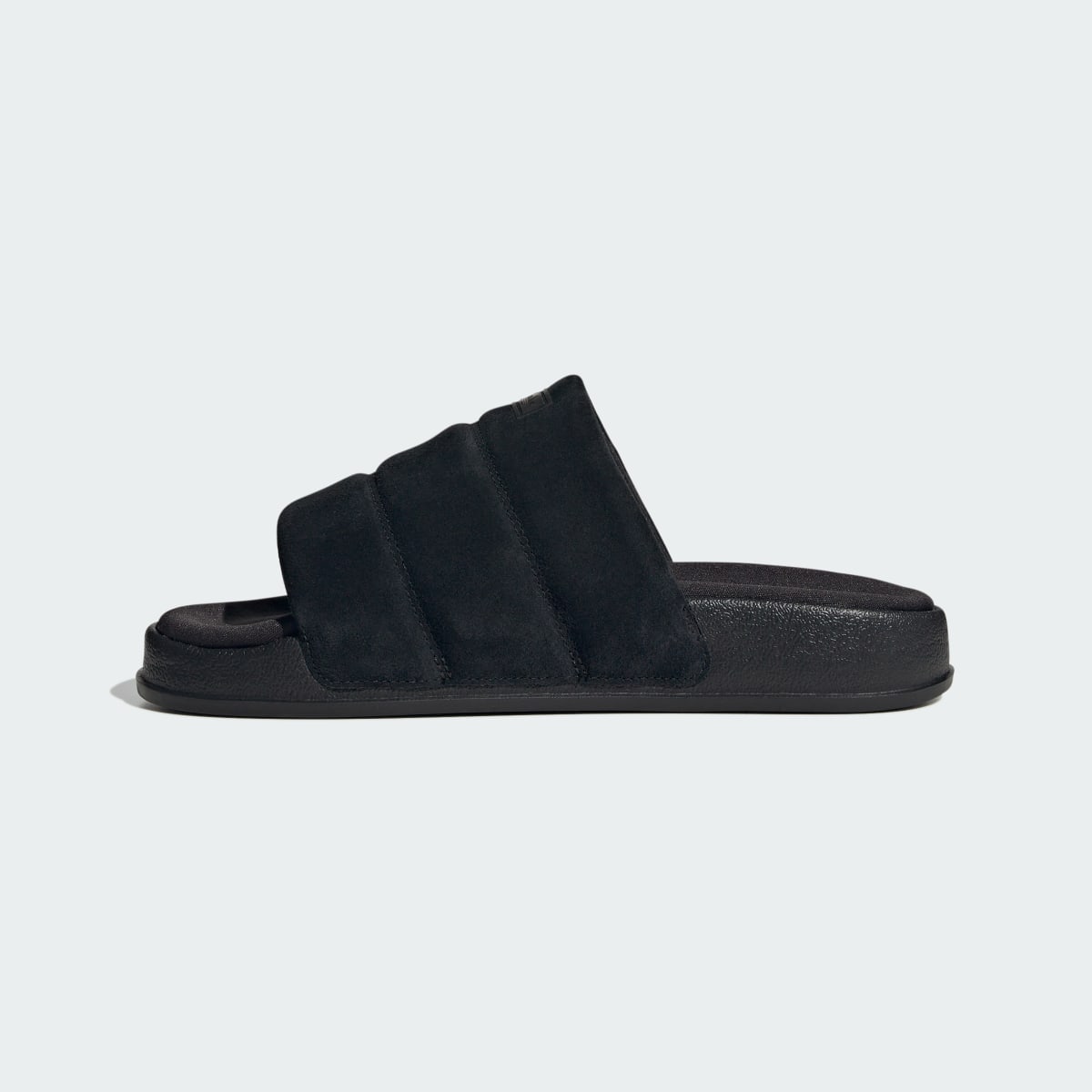 Adidas Adilette Essential Slides. 7