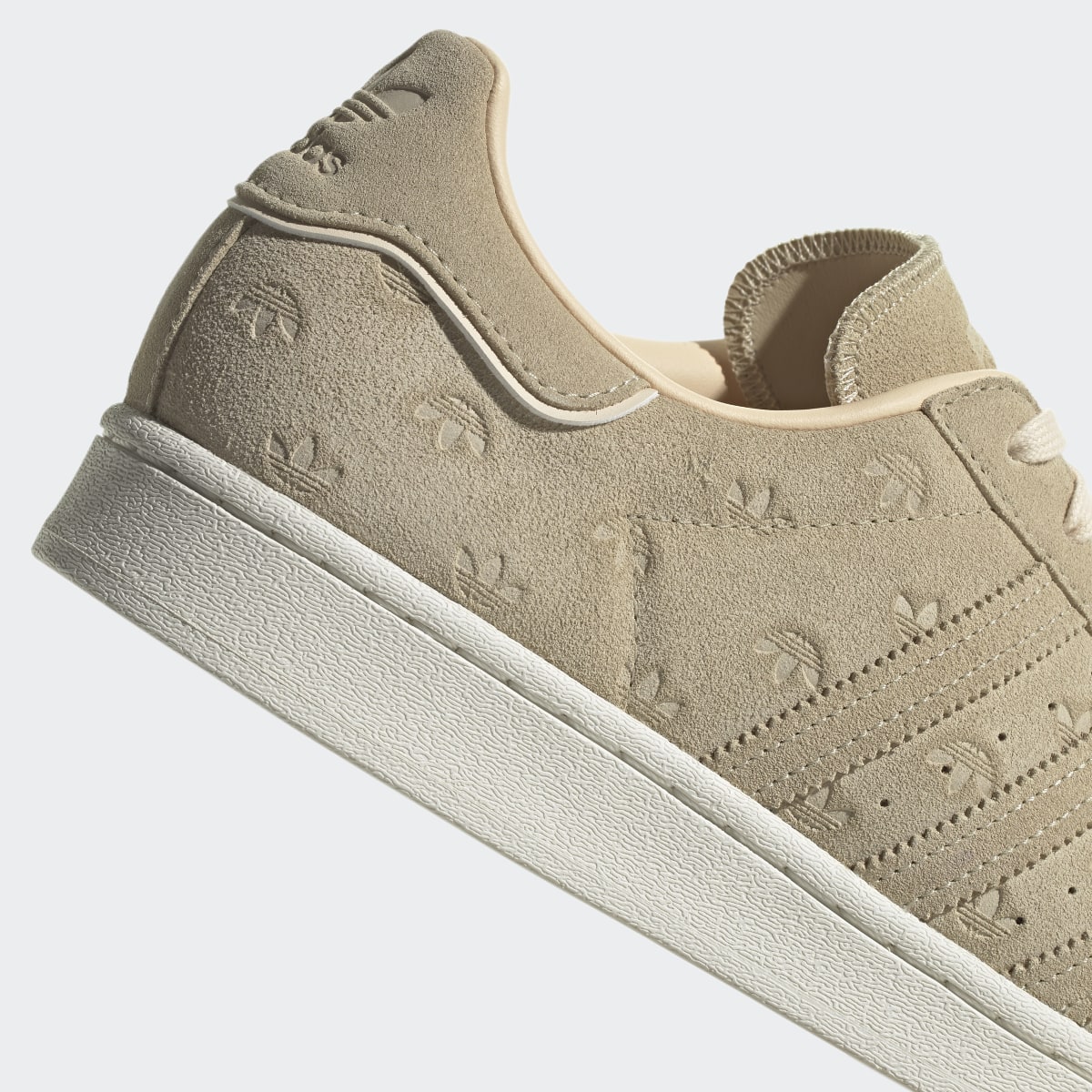 Adidas Chaussure Superstar. 10