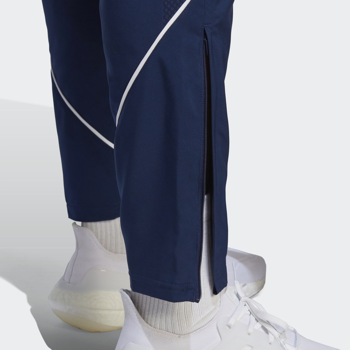 Adidas Pantalon en toile Tiro 23 League. 8