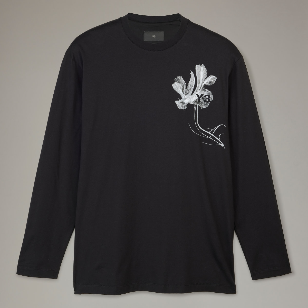 Adidas Y-3 Graphic Long Sleeve Tee. 5