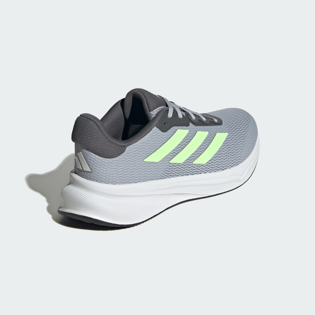 Adidas Tenis Response. 6