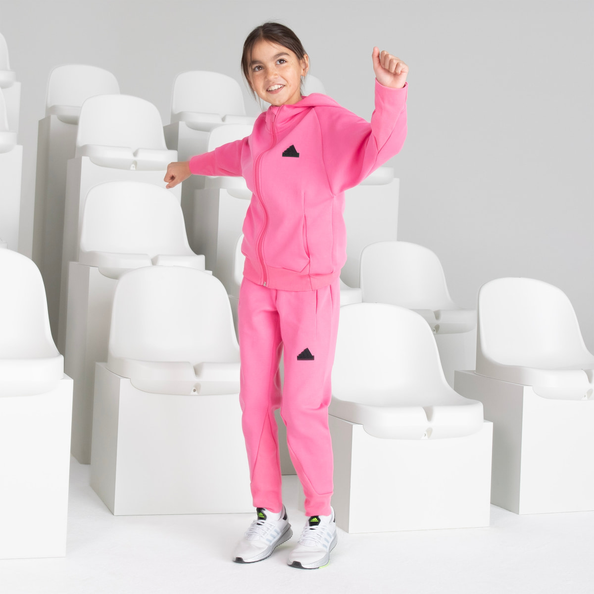 Adidas Veste à capuche entièrement zippée adidas Z.N.E Enfants. 7
