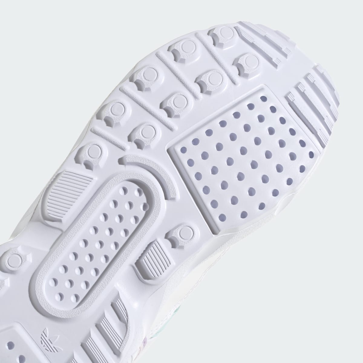 Adidas Zapatilla ZX 22. 8