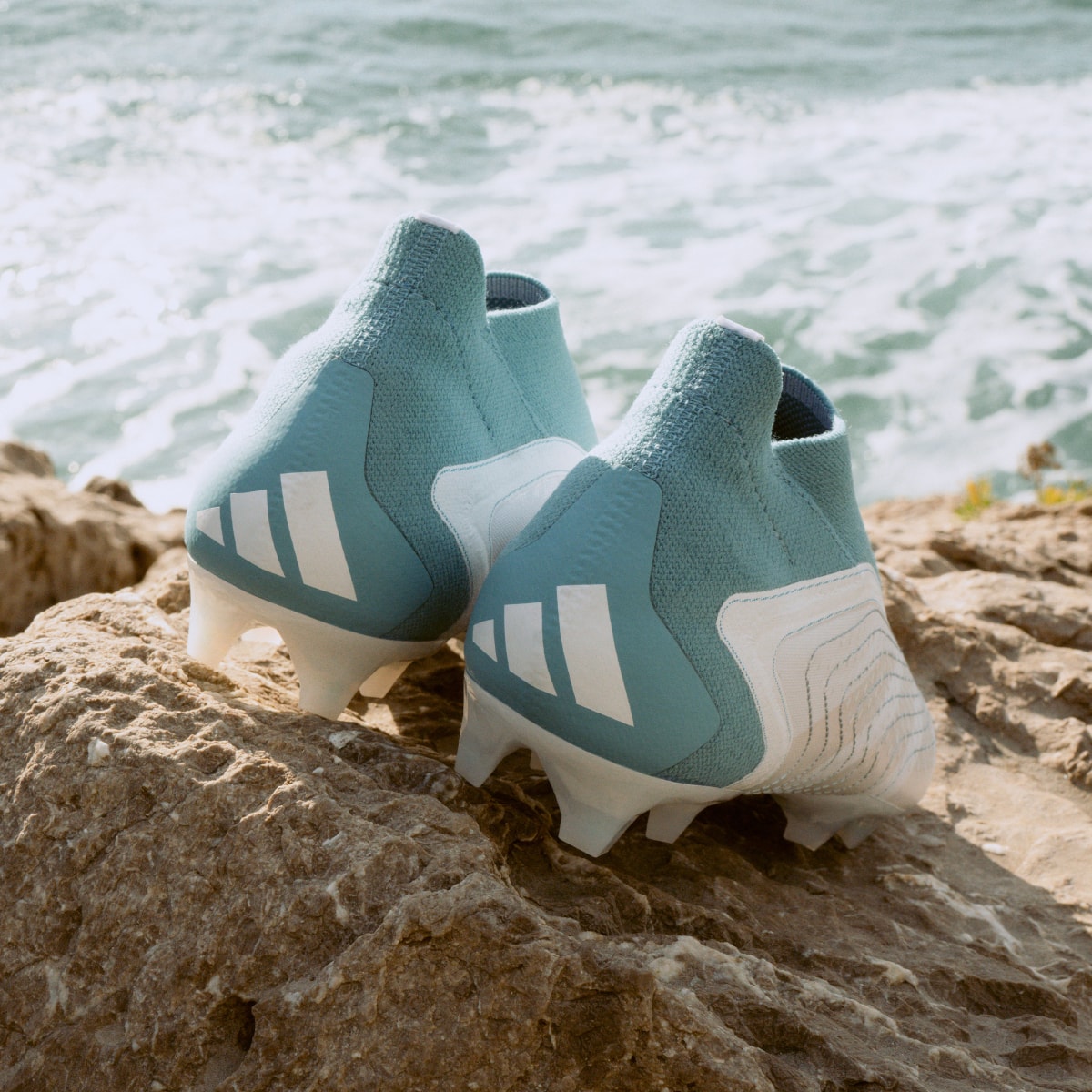 Adidas Botas de Futebol Predator Accuracy+ – Piso firme. 5