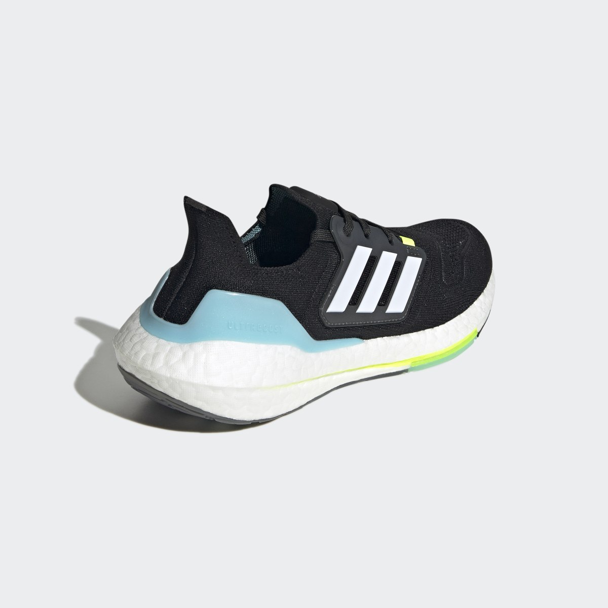 Adidas ULTRABOOST 22 LAUFSCHUH. 6