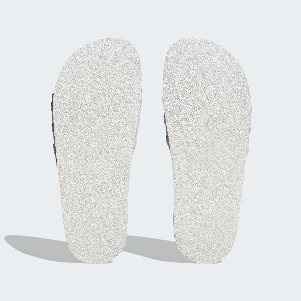 Adidas Claquette Adilette. 4