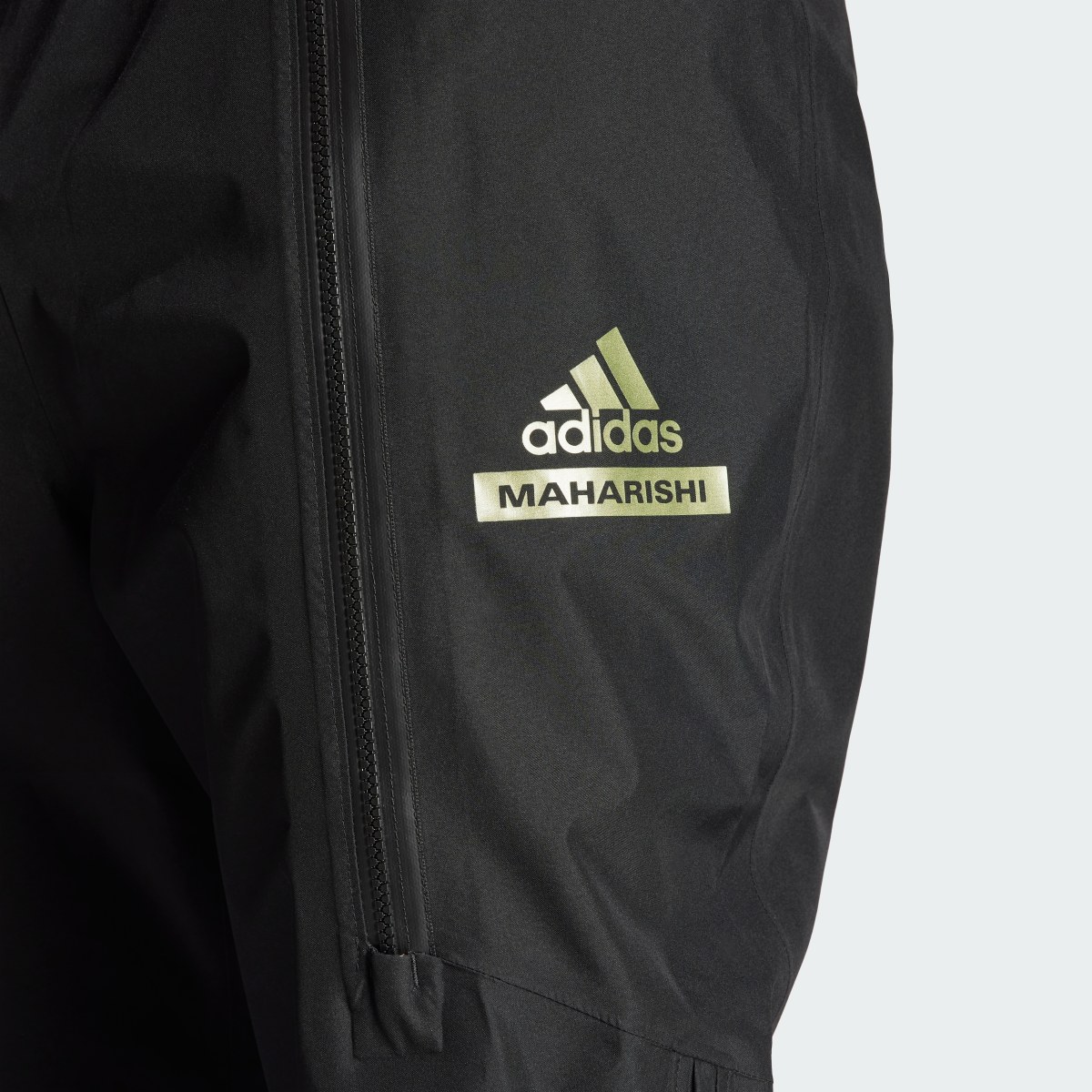 Adidas Arsenal x Maharishi GORE-TEX Paclite Pants. 7