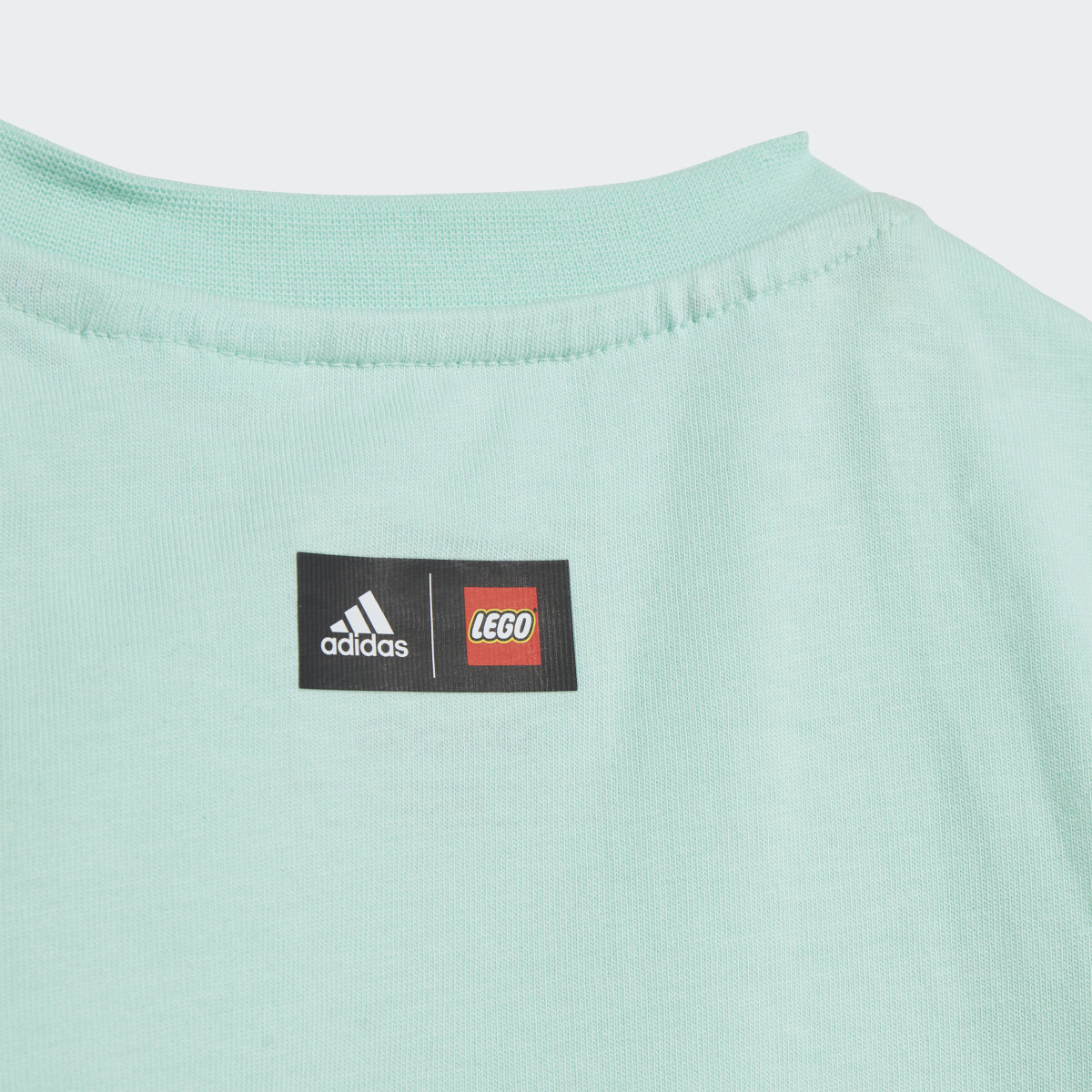 Adidas x Classic LEGO® Graphic Tee Kids. 6