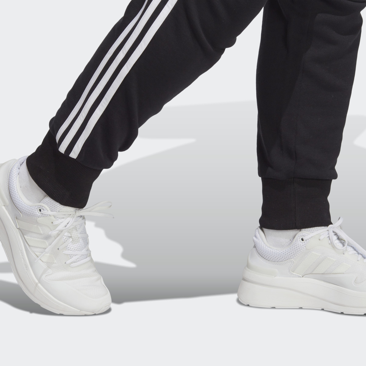 Adidas Essentials 3-Streifen French Terry Cuffed Hose – Große Größen. 6