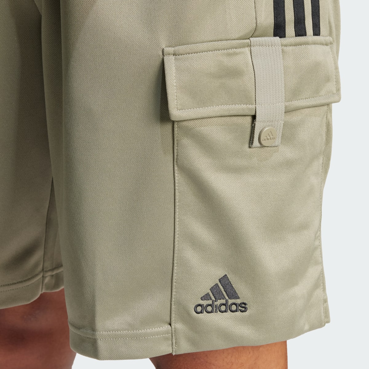 Adidas Calções Cargo Tiro. 5