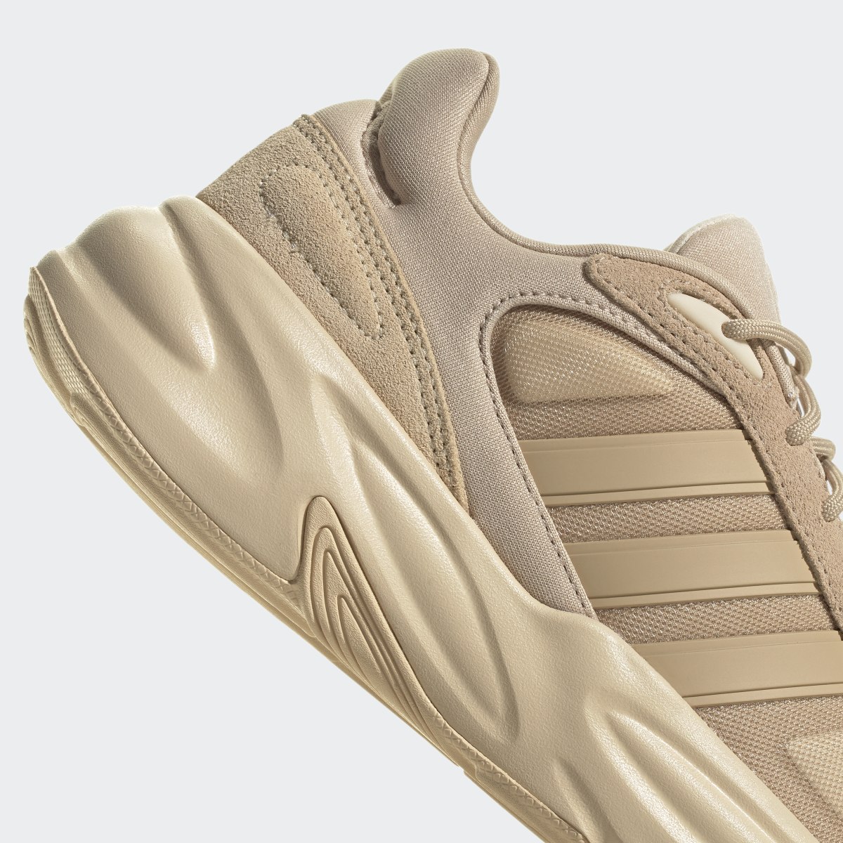 Adidas Ozelle Cloudfoam Lifestyle Running Schuh. 9