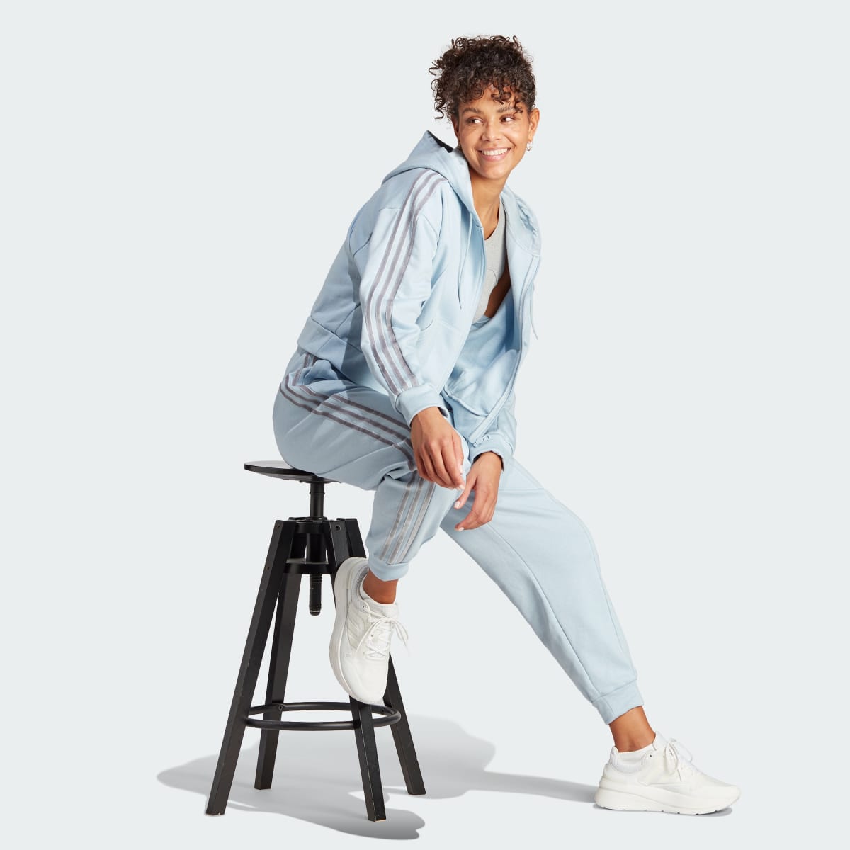 Adidas Energize Track Suit. 4