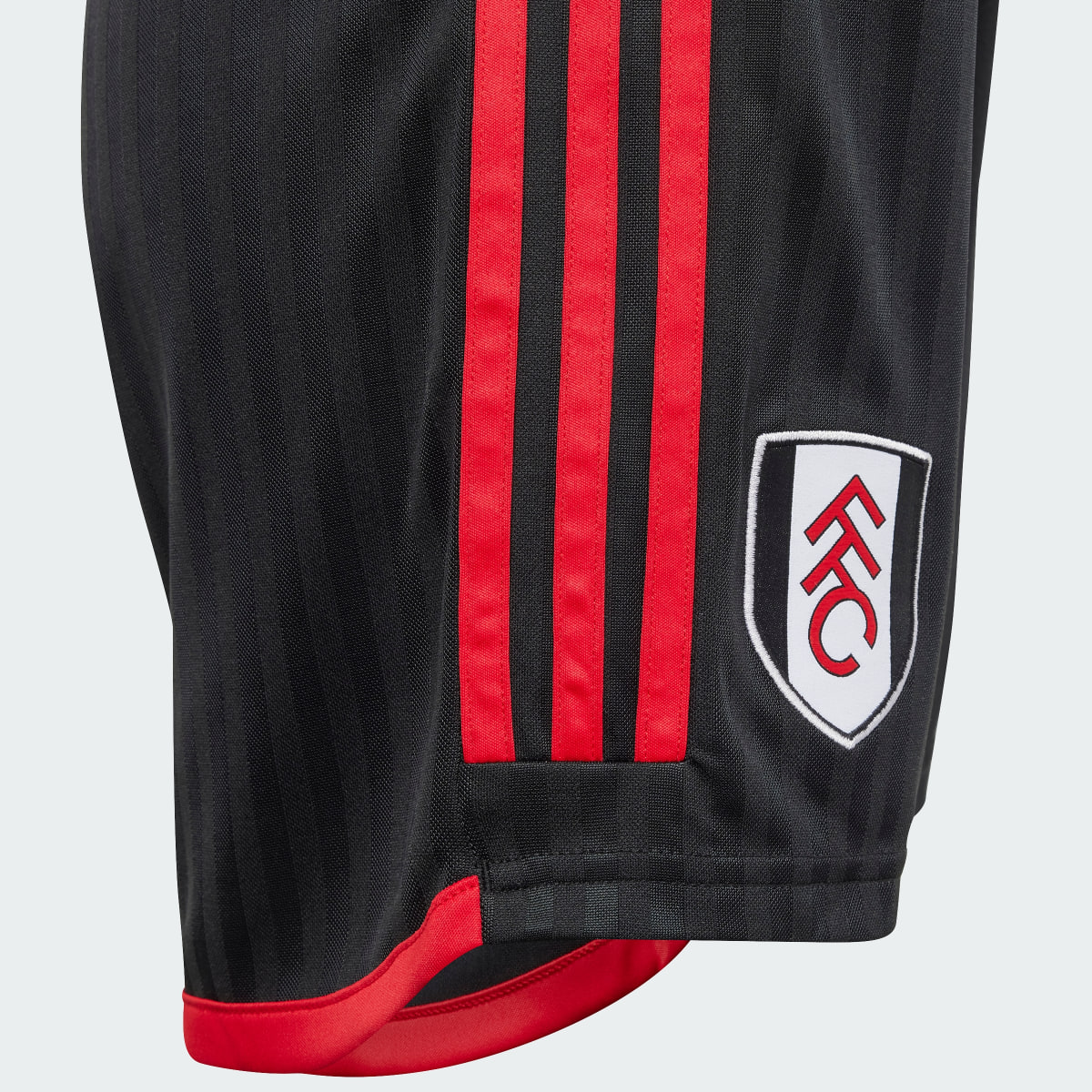 Adidas FC Fulham 23/24 Kids Heimshorts. 5