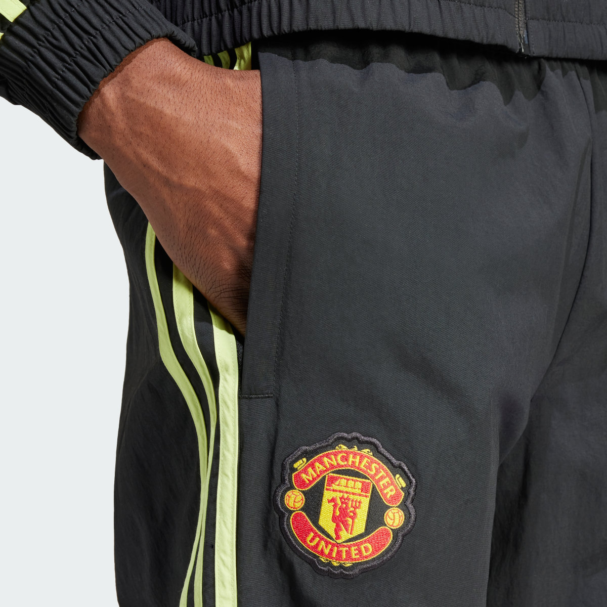 Adidas Manchester United Woven Track Tracksuit Bottoms. 8