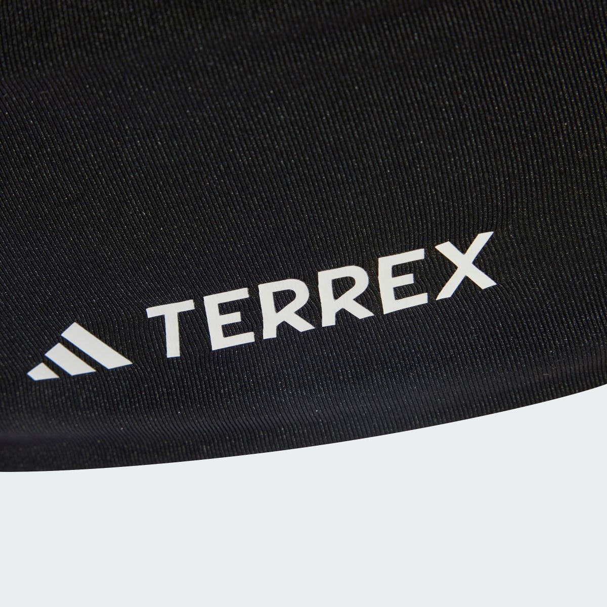 Adidas Bandeau Terrex. 4