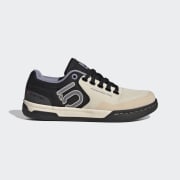 Color del artículo: Sand Strata / Silver Violet / Core Black