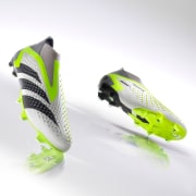 Kód farby: Cloud White / Core Black / Lucid Lemon