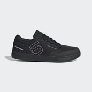 Produktfärg: Core Black / Grey Three / Chalk White