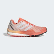 Color del artículo: Coral Fusion / Crystal White / Core Black