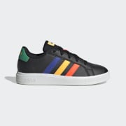 Color del artículo: Core Black / Lucid Blue S23 / Court Green S23