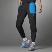 Color del artículo: Black / Shock Blue