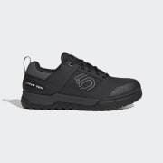 Color del artículo: Core Black / Grey Three / Grey Six