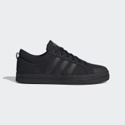 Color del artículo: Core Black / Core Black / Grey Six