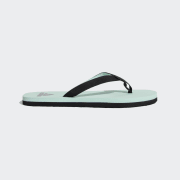 Colour: Core Black / Ice Green