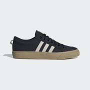Black and white store adidas nizza lo trainers