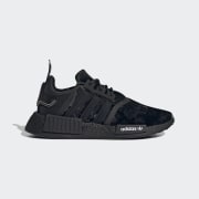 Couleur du produit : Core Black / Core Black / Core Black