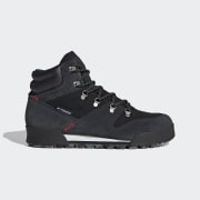 Cor do artigo: Core Black / Core Black / Scarlet