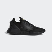 Product color: Core Black / Core Black / Carbon