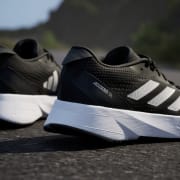 Color del artículo: Core Black / Cloud White / Carbon