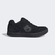 Cor do artigo: Core Black / Grey Three / Core Black