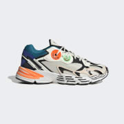 Couleur du produit : Off White / Core Black / Grey Six