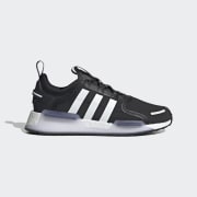 Cor do artigo: Core Black / Cloud White / Core Black