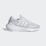 Artikelkleur: Cloud White / Grey Two / Core Black