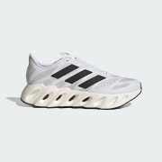 Kód farby: Cloud White / Core Black / Halo Silver