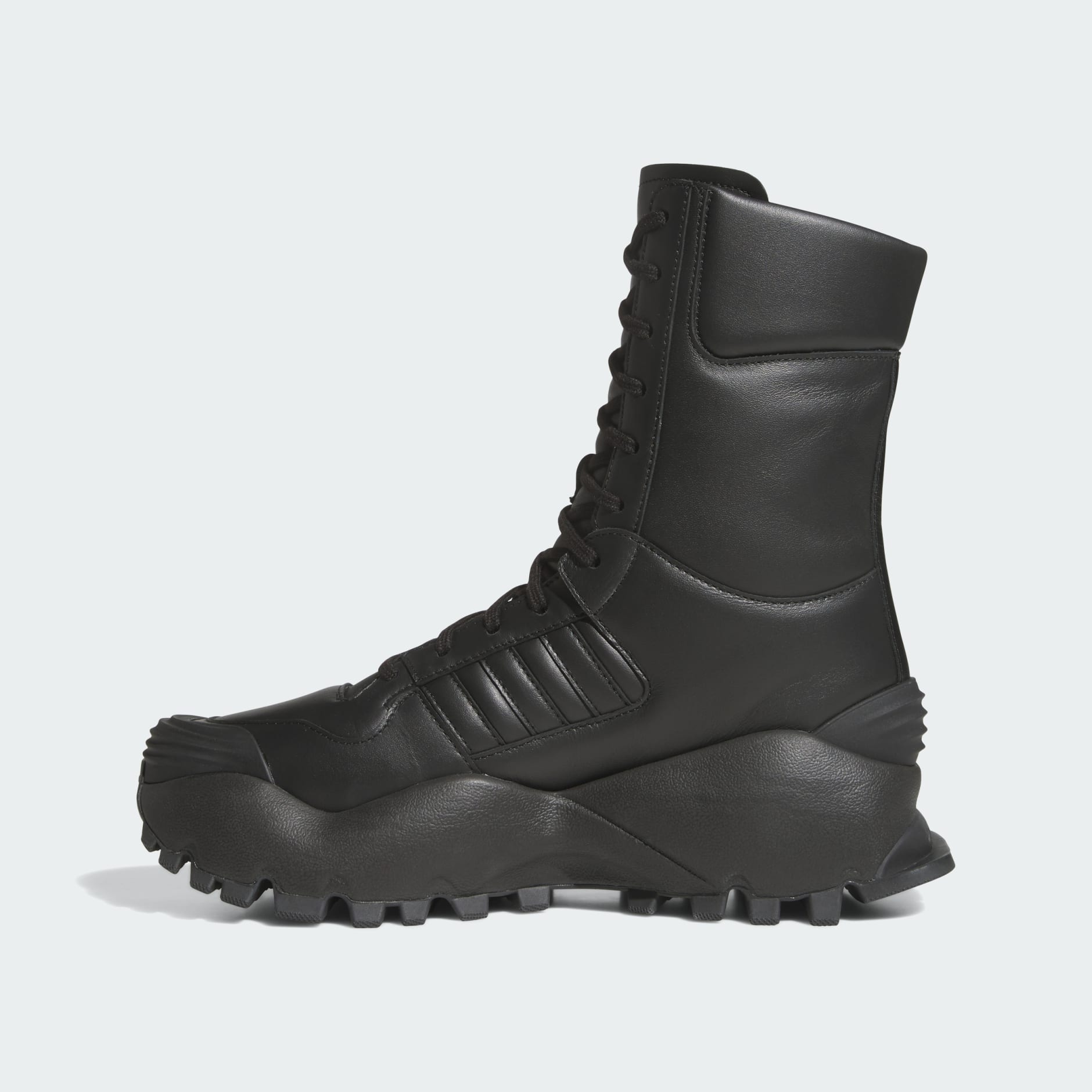 Chavarria Forum Boot